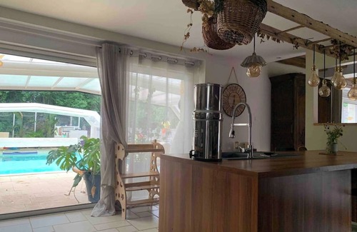 Degre House | Beautifully renovated barn, covered/heated swimming pool, close to activities and 24-hour circuit.