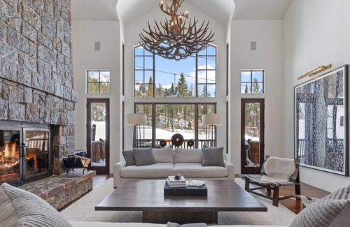 Whitefish House | Beautifully Renovated 3BD 3.5BA Slopeside unit! Private Hot tub!
