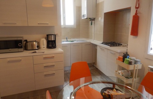 San Polo Apartment | Beautifully Restored, Super Location and very typical!