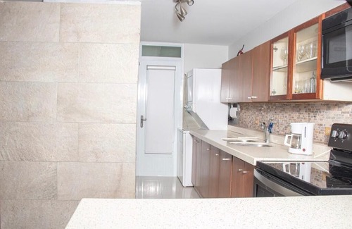 Dorado del Mar Villa | Beautifully updated 3/2 Beachfront Villa in Dorado, PR