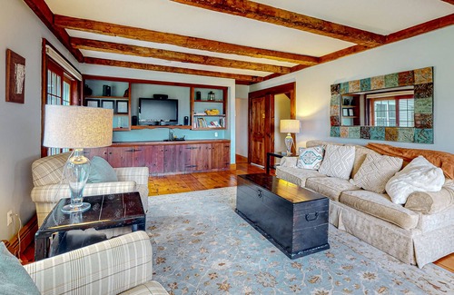 Quechee House | Beautifully updated home with spectacular valley views, washer/dryer, fireplaces