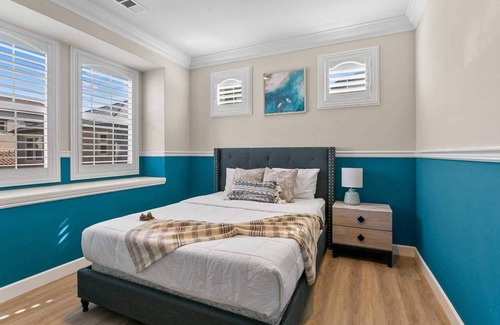 Eastvale House | Beauty on Irisbend