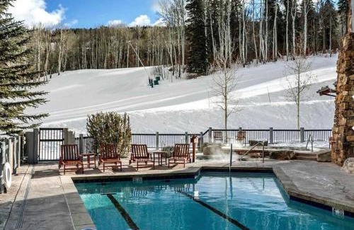 Avon House | Beaver Creek Resort Slopeside Views Ski In Out