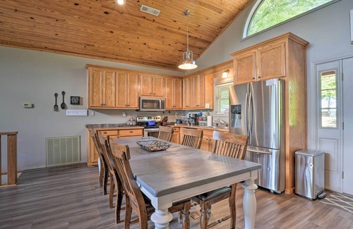Sylvan Shores House | Beaver Lake Home w/Game Room, Boat Slip & Views!