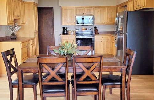 Sylvan Shores House | Beaver Lake House, Lake View, Dock Access Swim Deck, Eureka Springs