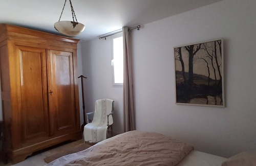 Saint-Philippe-dAiguille Hotel | Bed and Breakfast near Saint-Emilion Cozy Suite Apartment.