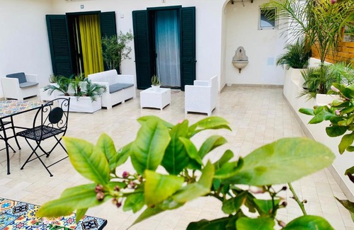 Taormina Bed & Breakfast | Bed and Breakfast Arco dei cappuccini