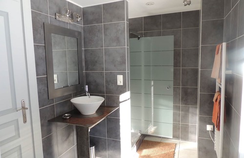 Glandage House | bed and breakfast dovecote diois
