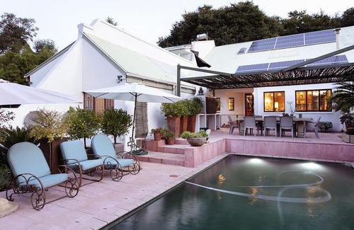 Waterkloof Hotel | Bed And Breakfast in Waterkloof