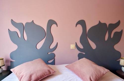 Gabillou Bed & Breakfast | Bed and Breakfast 'Safran' with Private Terrace, Shared Garden and Wi-Fi