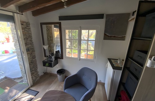 Quartier des Espesses Bed & Breakfast | Bed and Breakfast 'Vert' with Shared Pool, Wi-Fi and Air Conditioning