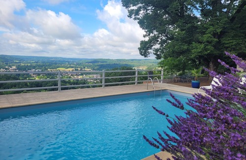 Le Bugue House | Bed and breakfast with breakfast, le clos des étoiles heart of the Périgord noir
