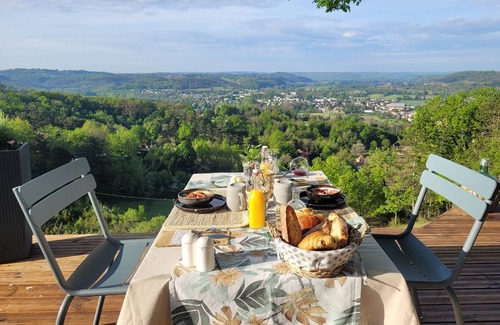 Le Bugue House | Bed and breakfast with breakfast, le clos des étoiles heart of the Périgord noir