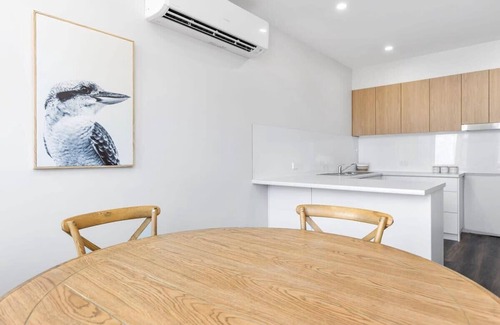 Wagga Wagga Apartment | Bedford House - CBD Location, Sleeps 6