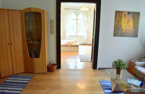Karlin Apartment | BEDROOM residence with SAUNA