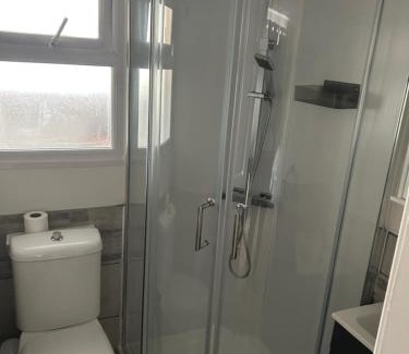 Oldbury House | Bedsit in Oldbury