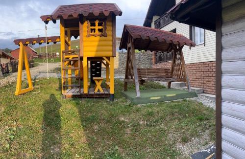 Bukovel Apartment | BEE HOUSE Поляниця Апартаменти