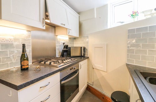 Wirksworth House | BEEHIVE, pet friendly, character holiday cottage in Wirksworth