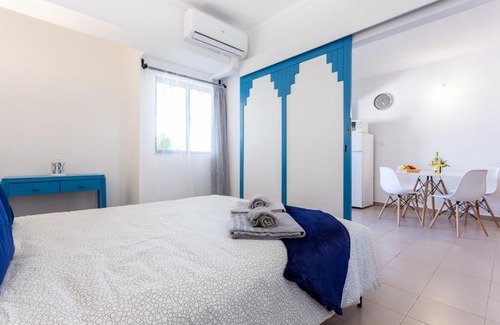 Praia da Rocha Apartment | BeHappy 10 minutes from the BEACH, WIFI & AC