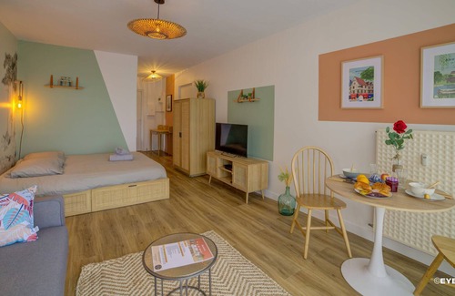 Bourges Apartment | Bel Aparté Tout Confort, Design, Lumineux Proche du Domaine Universitaire Turly