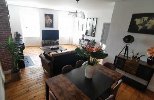 Ambert Apartment | Bel appartement de 1 à 7 personnes
