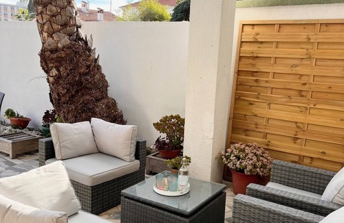 Cros-de-Cagnes Apartment | Bel Appartement à 3 Minutes a Pied de la mer