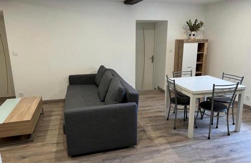 Pelussin Apartment | Bel appartement T3 proximité centre et commerces