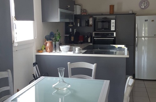 Dampierre Apartment | Bel Appartement T3 Vue Mer à 100m de la Plage