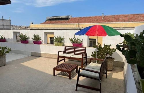 Santa Lucia Apartment | Bel Endroit, pas Encore Surpeuplé ,très Agréable à Coté de la mer