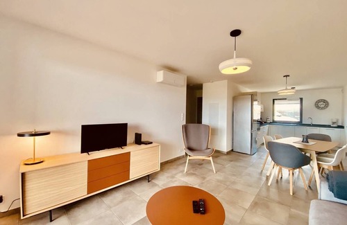Propriano Apartment | BEL'ORIZONTE M – Sea view apartment, just minutes from the beach and town center