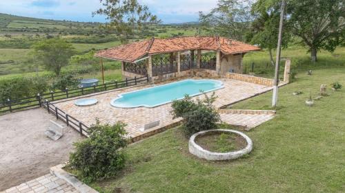 Saire House | Bela Casa com Piscina-5 Quartos-SH106D