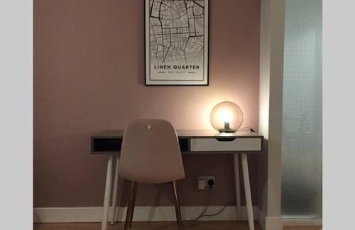 Belfast Central District Apartment | Belfast City Centre Apartment with parking
