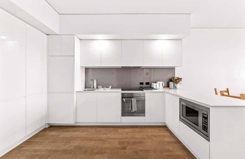 Bowen Hills Apartment | Belise - Executive 2BR Elegance plus parking & pool