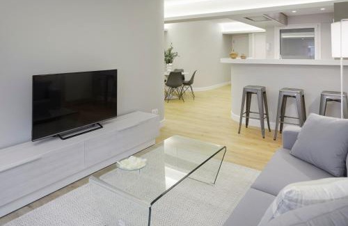 San Sebastian Centro Apartment | Bella Easo 2 by FeelFree Rentals
