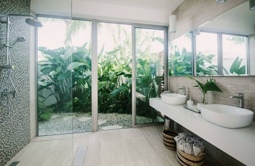 Yarary - Cap Cana Villa | Bella Luna: Contemporary villa w/ private garden, staff, pool & golf cart