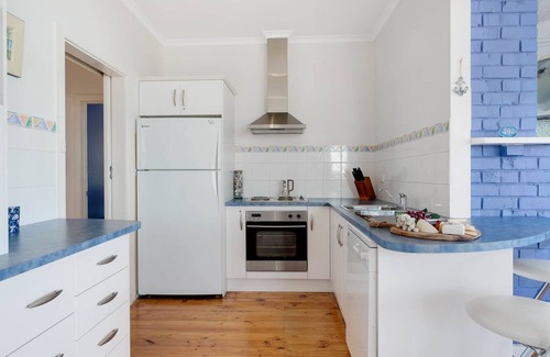 Carrickalinga House | Bella Vista - 11 Bennett Street