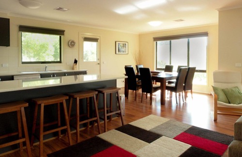 Marysville House | BELLA VISTA - Quiet location, fantastic views