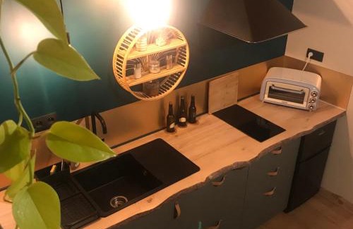 Theys Apartment | Belladone Guest House theys Les 7 Laux