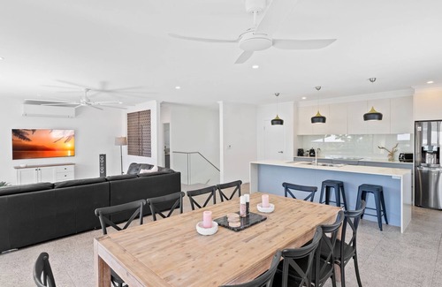Clifton Beach House | Belle Escapes Beachside Oasis