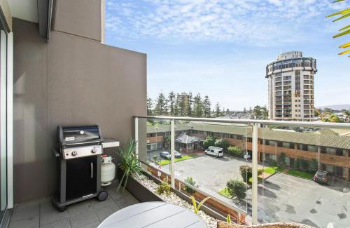 Glenelg Apartment | Belle Escapes - Getaway on Colley