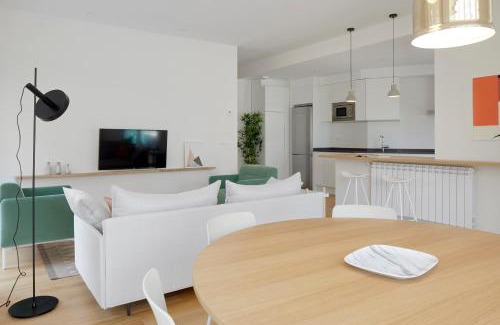 San Sebastian Centro Apartment | Belle Sebastian by FeelFree Rentals