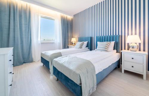 Ilawa Apartment | Belle View - 3pok, nawet 5 łóżek, piękny widok na rzekę, TV55" z Netflix i Max, parking, winda