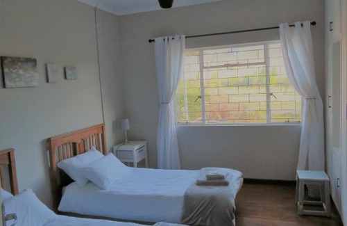 Uniondale House | Belle-Vue Farm Accommodation