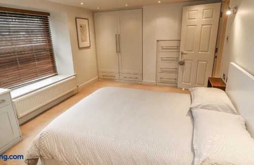 Ilkley Cottage | Belle Vue