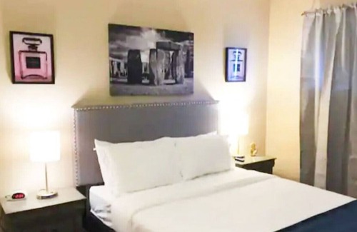 Midtown Condo | Bellevue L · Lovely & Cool Hideaway Located in Midtown Tucson!