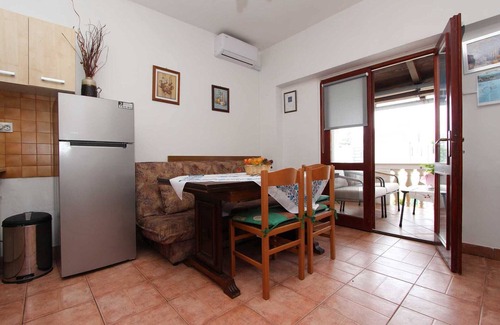 Rovinj Apartment | BELSA Two-Bedroom Apartment 2