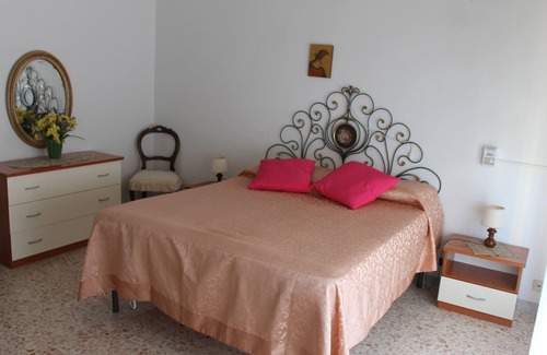 Tirrenia Apartment | BELVEDERE APARTMENT, CENTRAL, COMFORTABLE, BEACH FRONT, PERFECT FOR FAMILIES