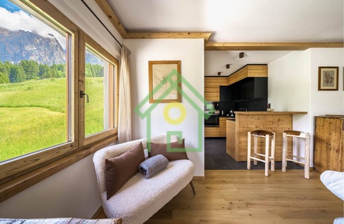 Cortina d'Ampezzo Apartment | "Belvedere" Direct Reservations Dolomites Skyline