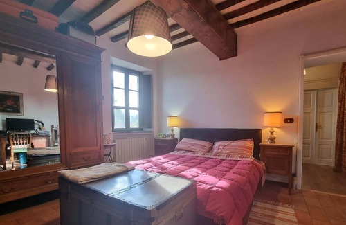 Barga House | Belvilla by OYO Bugliano Home