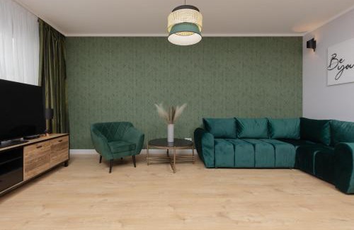 Gorce Apartment | Bemowo Górczewska Apartment by Noclegi Renters